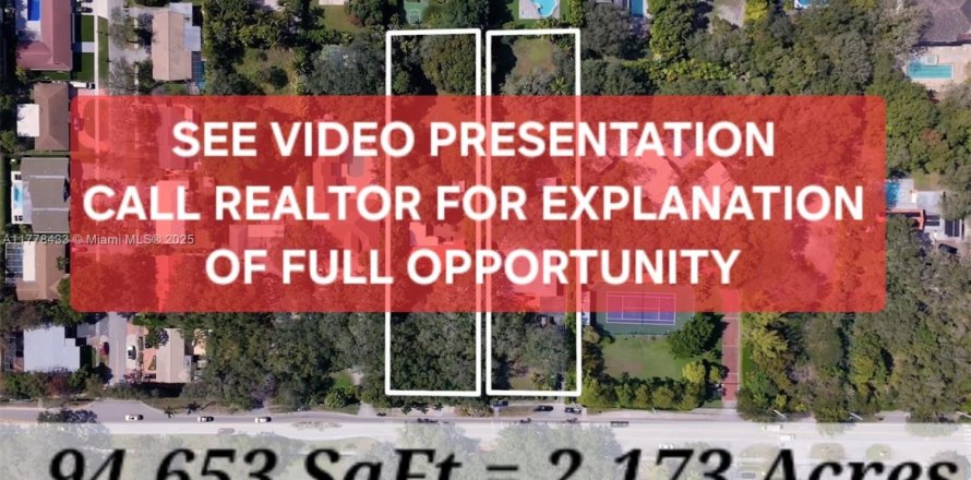 House in Miami, Florida 20 bedrooms № 1811725
