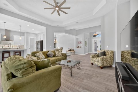 House in Davenport, Florida 4 bedrooms, 237.92 sq.m. № 2353276 - photo 21