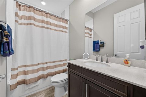 House in Davenport, Florida 4 bedrooms, 237.92 sq.m. № 2353276 - photo 29