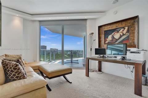 Condominio en venta en North Miami Beach, Florida, 2 dormitorios, 155.15 m2 № 1958302 - foto 20