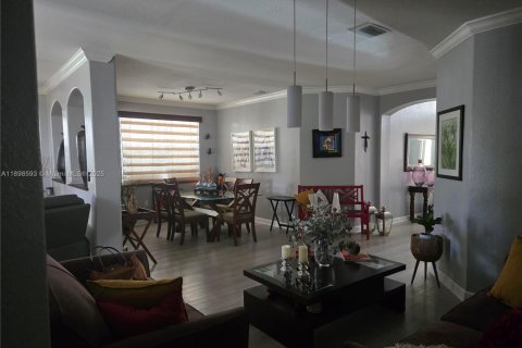 Villa ou maison à vendre à Doral, Floride: 4 chambres, 199.18 m2 № 2081604 - photo 24
