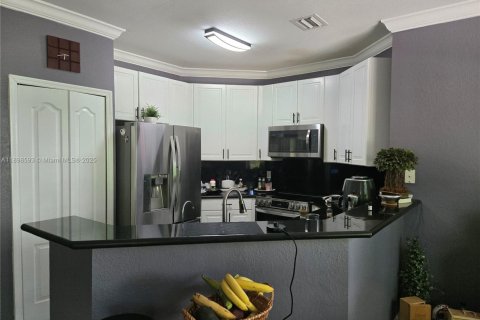 Villa ou maison à vendre à Doral, Floride: 4 chambres, 199.18 m2 № 2081604 - photo 28