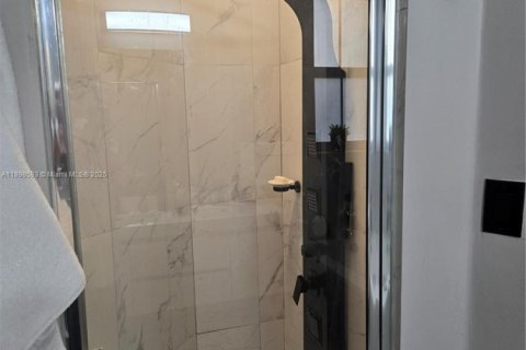 Villa ou maison à vendre à Doral, Floride: 4 chambres, 199.18 m2 № 2081604 - photo 15