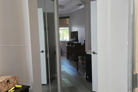 Villa ou maison à vendre à Doral, Floride: 4 chambres, 199.18 m2 № 2081604 - photo 21