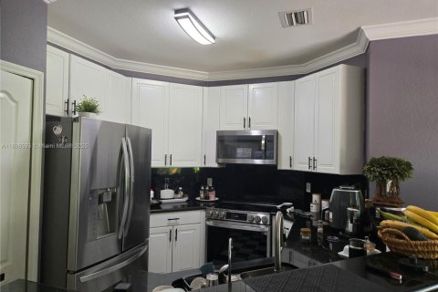 Villa ou maison à vendre à Doral, Floride: 4 chambres, 199.18 m2 № 2081604 - photo 27