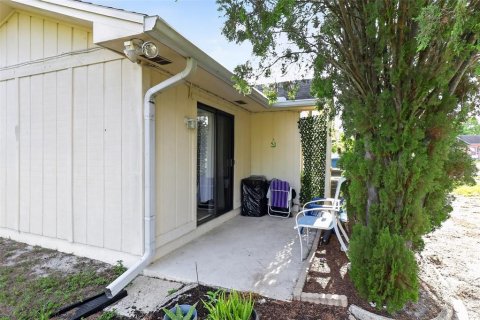 Casa en venta en Weeki Wachee, Florida, 3 dormitorios, 120.96 m2 № 2238604 - foto 7