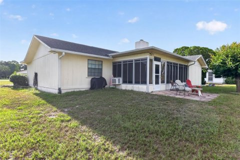 Casa en venta en Weeki Wachee, Florida, 3 dormitorios, 120.96 m2 № 2238604 - foto 8
