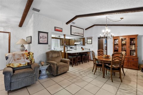 Casa en venta en Weeki Wachee, Florida, 3 dormitorios, 120.96 m2 № 2238604 - foto 11