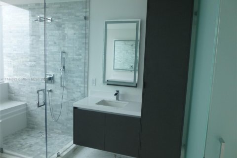 Condo in Miami, Florida, 3 bedrooms  № 1701182 - photo 22