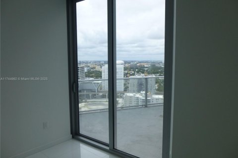 Condo in Miami, Florida, 3 bedrooms  № 1701182 - photo 28