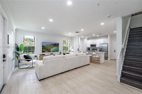 Touwnhouse à vendre à Miramar, Floride: 3 chambres, 165.55 m2 № 1955992 - photo 9