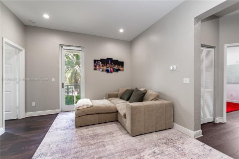 Touwnhouse à vendre à Miramar, Floride: 3 chambres, 165.55 m2 № 1955992 - photo 10