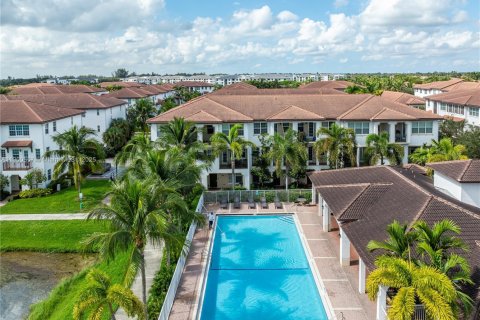 Touwnhouse à vendre à Miramar, Floride: 3 chambres, 165.55 m2 № 1955992 - photo 29