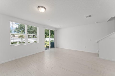 Townhouse in Orlando, Florida 3 bedrooms, 138.33 sq.m. № 1900820 - photo 11