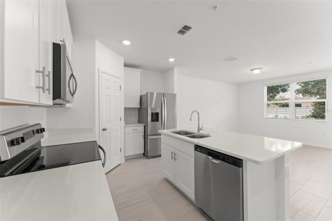 Townhouse in Orlando, Florida 3 bedrooms, 138.33 sq.m. № 1900820 - photo 7