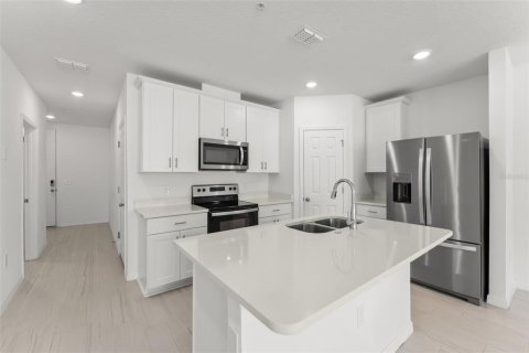 Townhouse in Orlando, Florida 3 bedrooms, 138.33 sq.m. № 1900820 - photo 5