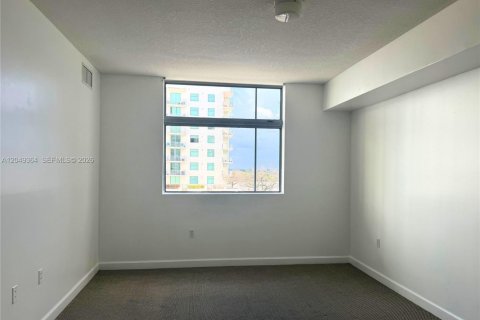 Copropriété à louer à Hollywood, Floride: 1 chambre, 75.25 m2 № 2192343 - photo 9