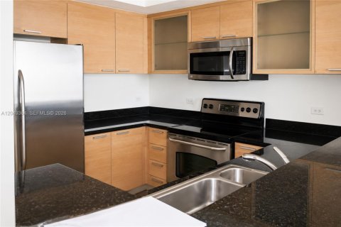 Copropriété à louer à Hollywood, Floride: 1 chambre, 75.25 m2 № 2192343 - photo 4