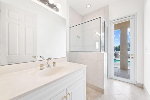 Villa ou maison à vendre à Fort Lauderdale, Floride: 4 chambres, 236.44 m2 № 2087402 - photo 15