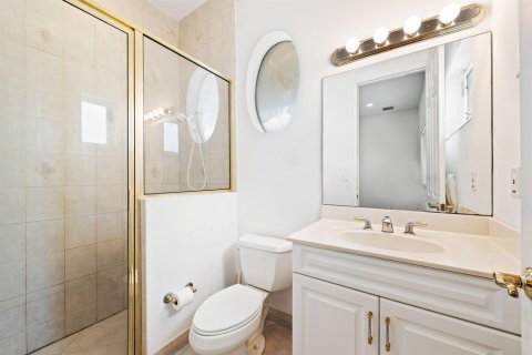 Villa ou maison à vendre à Fort Lauderdale, Floride: 4 chambres, 236.44 m2 № 2087402 - photo 16