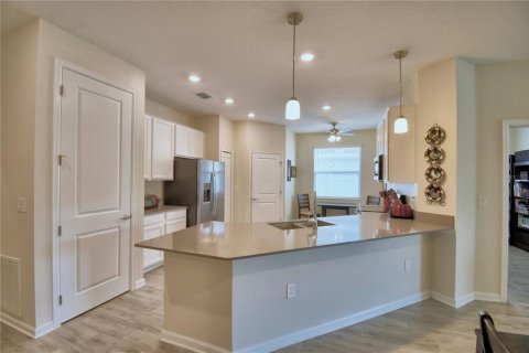 Casa en venta en Bartow, Florida, 4 dormitorios, 199.74 m2 № 1906363 - foto 5