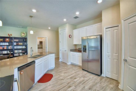 Casa en venta en Bartow, Florida, 4 dormitorios, 199.74 m2 № 1906363 - foto 10