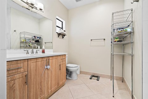 Casa en venta en Pembroke Pines, Florida, 3 dormitorios, 190.82 m2 № 1787064 - foto 27