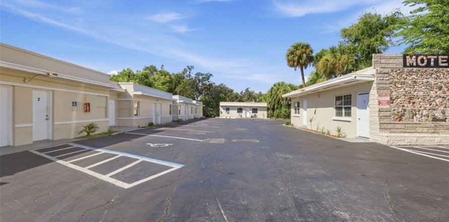 Hotel in Holly Hill, Florida 353.03 sq.m. № 2377811