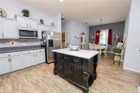 Casa en venta en Polk City, Florida, 2 dormitorios, 141.21 m2 № 2410425 - foto 12