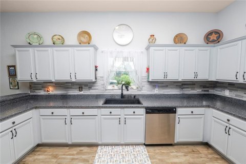 Casa en venta en Polk City, Florida, 2 dormitorios, 141.21 m2 № 2410425 - foto 8
