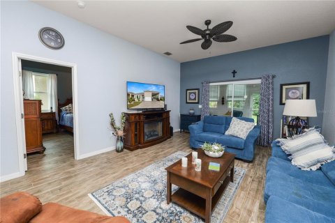 Casa en venta en Polk City, Florida, 2 dormitorios, 141.21 m2 № 2410425 - foto 5