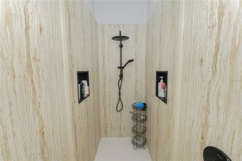 Casa en venta en Polk City, Florida, 2 dormitorios, 141.21 m2 № 2410425 - foto 19