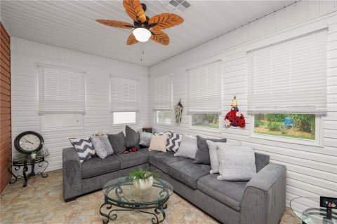 Casa en venta en Polk City, Florida, 2 dormitorios, 141.21 m2 № 2410425 - foto 26