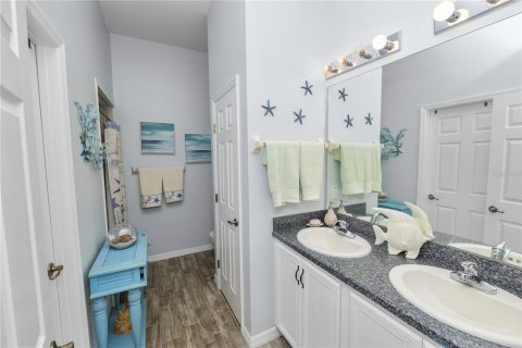 Casa en venta en Polk City, Florida, 2 dormitorios, 141.21 m2 № 2410425 - foto 18