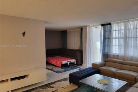 Copropriété à vendre à Sunny Isles Beach, Floride: 2 chambres, 100.98 m2 № 2062245 - photo 9