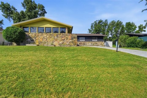 Casa en Deltona, Florida 3 dormitorios, 105.44 m2 № 2219681