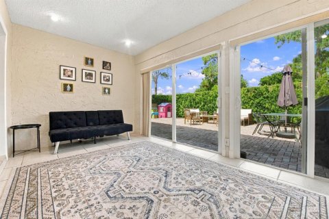 Villa ou maison à vendre à Boca Raton, Floride: 3 chambres, 165.83 m2 № 2414368 - photo 6