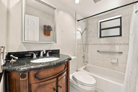 Villa ou maison à vendre à Boca Raton, Floride: 3 chambres, 165.83 m2 № 2414368 - photo 14