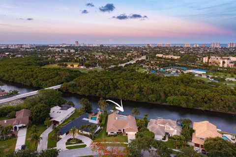 Купить виллу или дом в Бока-Ратон, Флорида 3 комнаты, 293.76м2, № 2153631 - фото 26