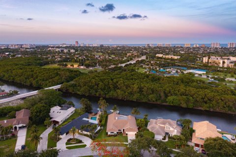 Купить виллу или дом в Бока-Ратон, Флорида 3 комнаты, 293.76м2, № 2153631 - фото 27