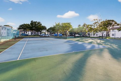 Condominio en venta en Margate, Florida, 2 dormitorios, 94.67 m2 № 1984350 - foto 15