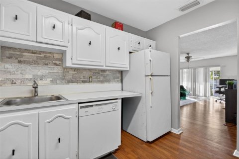 Condominio en venta en Margate, Florida, 2 dormitorios, 94.67 m2 № 1984350 - foto 7