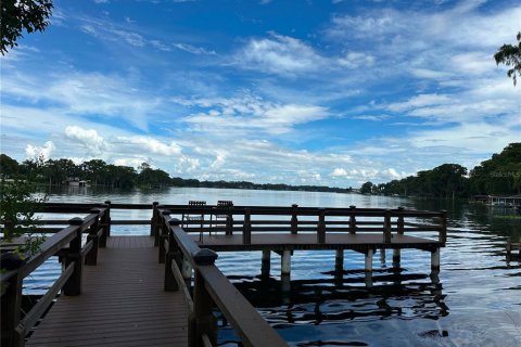 Condo in Maitland, Florida, 2 bedrooms  № 2379496 - photo 12