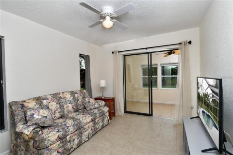 House in Punta Gorda, Florida 3 bedrooms, 177.91 sq.m. № 2149203 - photo 26
