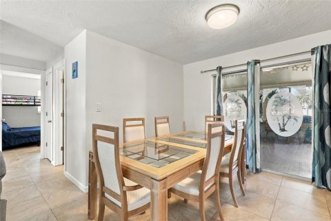 Casa en venta en Hernando Beach, Florida, 3 dormitorios, 113.15 m2 № 2425412 - foto 9