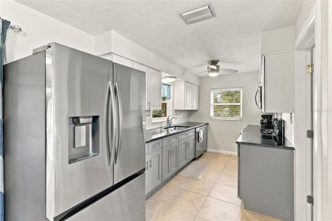 Casa en venta en Hernando Beach, Florida, 3 dormitorios, 113.15 m2 № 2425412 - foto 10