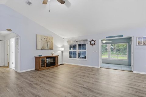 Villa ou maison à vendre à Palm Coast, Floride: 3 chambres, 155.61 m2 № 2425931 - photo 20