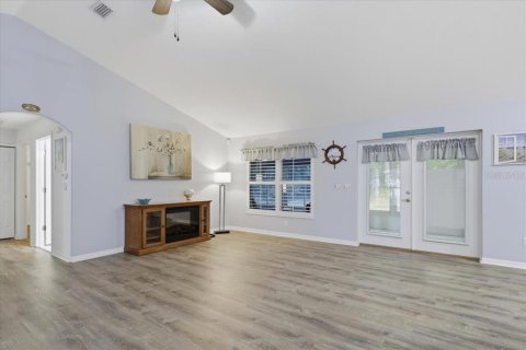 Villa ou maison à vendre à Palm Coast, Floride: 3 chambres, 155.61 m2 № 2425931 - photo 10