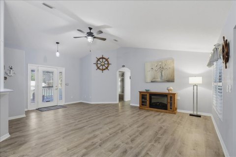 Villa ou maison à vendre à Palm Coast, Floride: 3 chambres, 155.61 m2 № 2425931 - photo 9