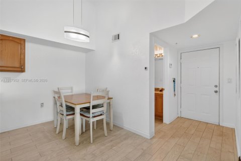 Condominio en venta en Port St. Lucie, Florida, 2 dormitorios, 89.19 m2 № 1995793 - foto 14